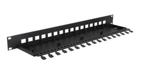 Obudowa do szafy RACK 19\\' na 4 kanałowe moduły przepięciowe EWIMAR PTU/PTF-5-RACK